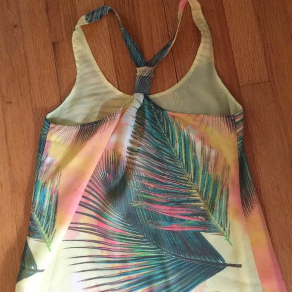 NWOT Old Navy Tank, S - Picture 6 of 6